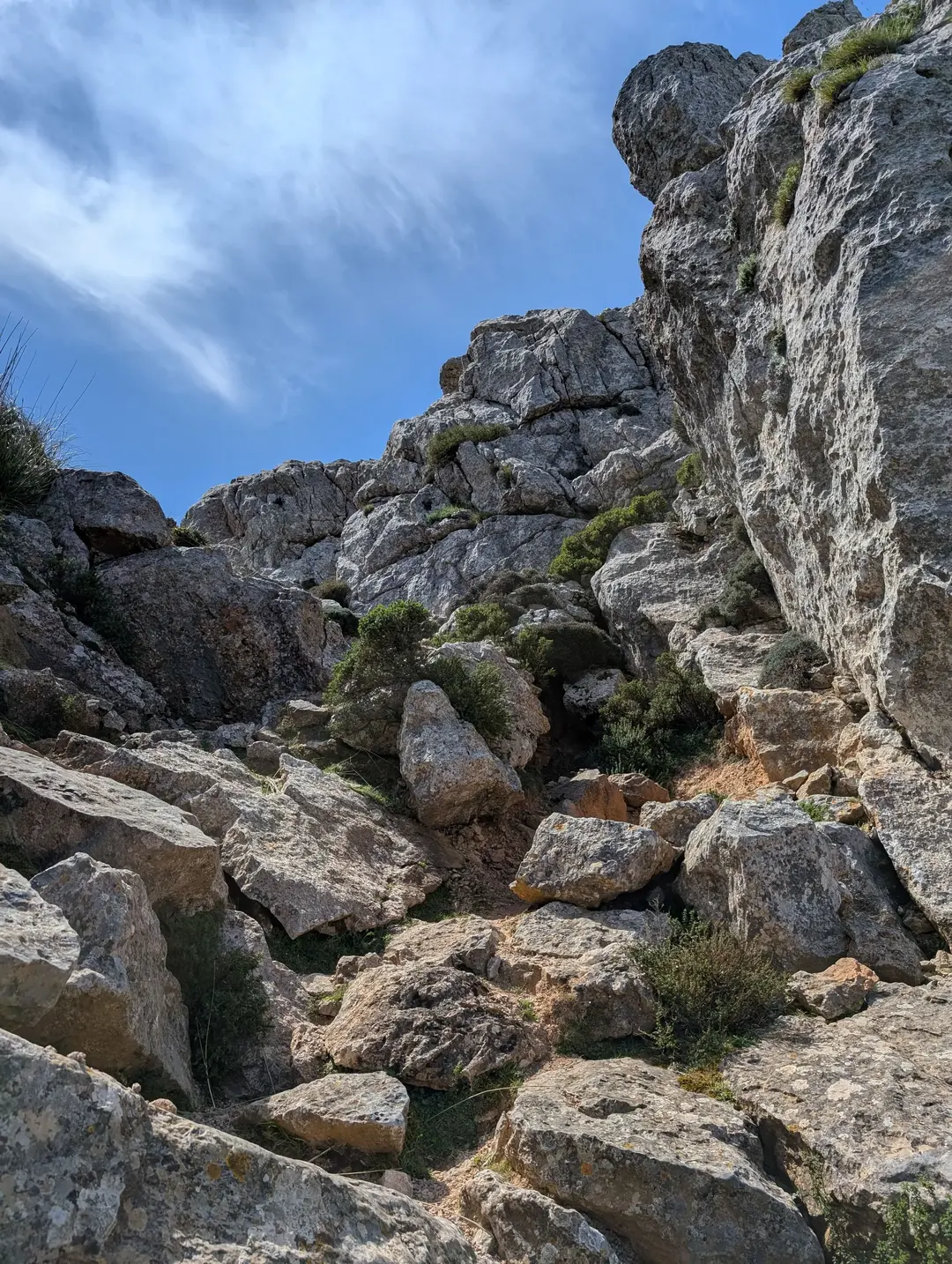 A rocky gully to the summit